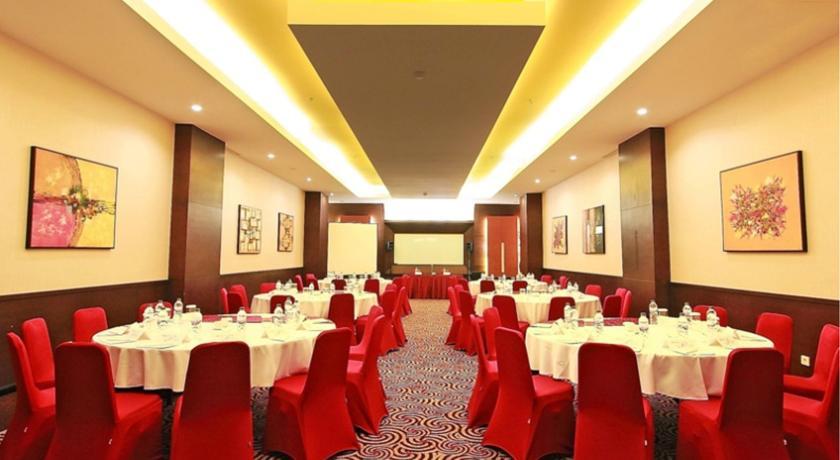 Apartemen 1 Bedroom Solo Paragon Surakarta Kültér fotó
